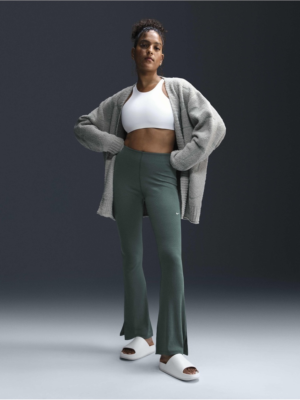 NWT Nike Sportswear Chill Knit Flared Leggings - Vintage Green - Size Small